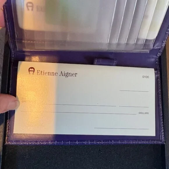 New Old Stock Etienne Aigner 80s 90s Purple Croco Embossed Leather Wallet - Picture 4 of 7